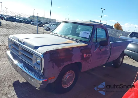 1987 Dodge D-Series D200/D250 from USA, damaged, VIN 1B7KD2452HS396351